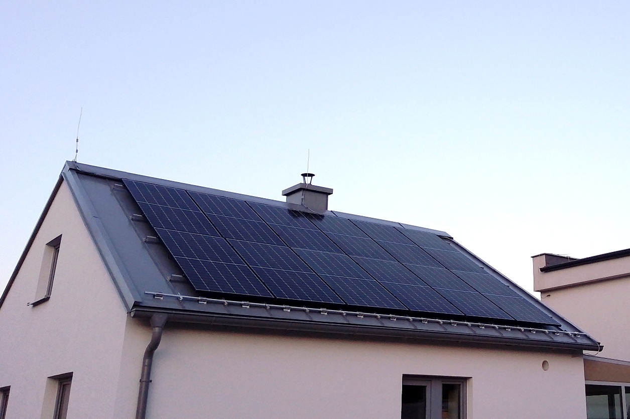 Masa solárnych panelov sa predáva bez recyklačného poplatku, naznačujú dáta MŽP SR za rok 2025